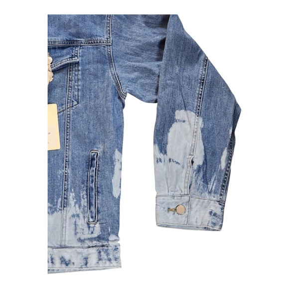 L.T.J (Letter to Juliet) distressed modern casual denim jacket Size Large NEW - Picture 3 of 12